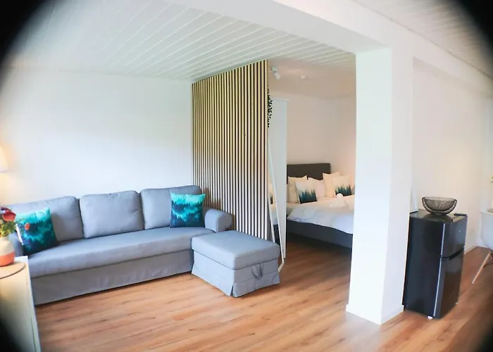 - Black4rest Biber - アパート